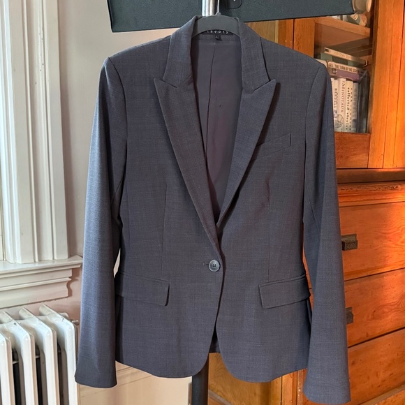 Theory Gabe B 2 One Button Blazer, Wool Blend - Picture 4 of 4